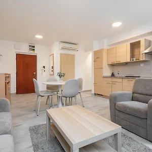 D16 - Gozsdu Garden - Location By Bqa , Budapest Hungría